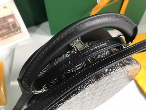 GOYARD The Alto Hatbox Trunk Bag 0115