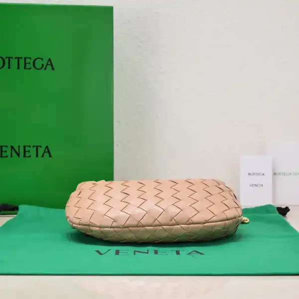 BOTTEGA VENETA MINI JODIE 0127