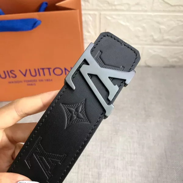 LOUIS VUITTON BELT 0120