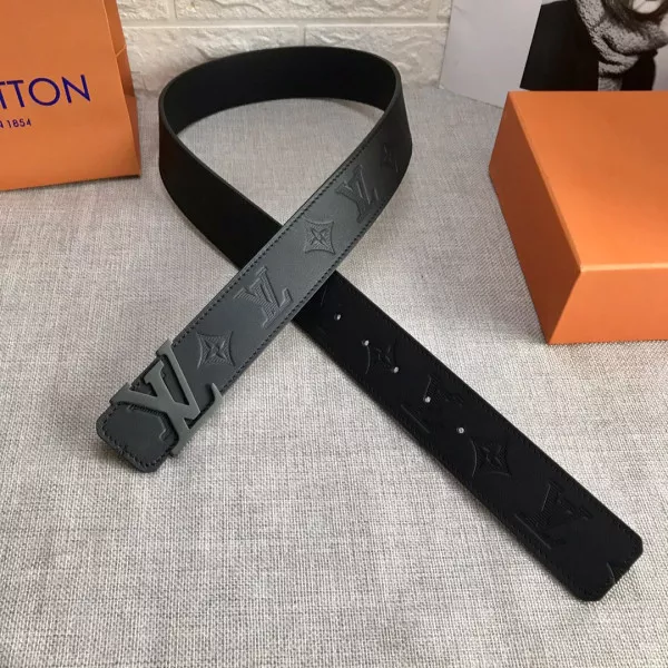 LOUIS VUITTON BELT 0120