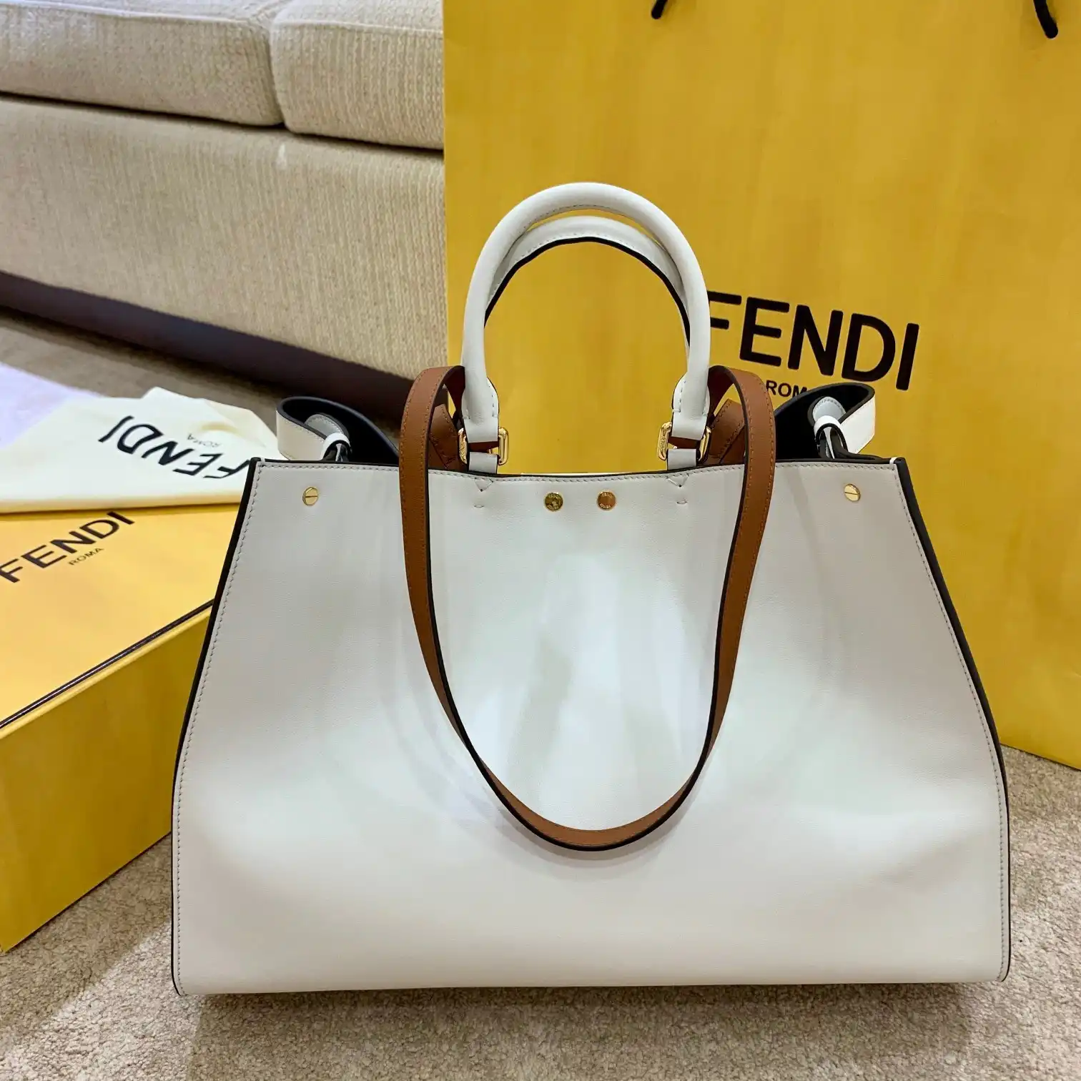 FENDI PEEKABOO I SEE YOU 0126