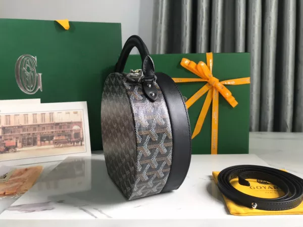 GOYARD The Alto Hatbox Trunk Bag 0115