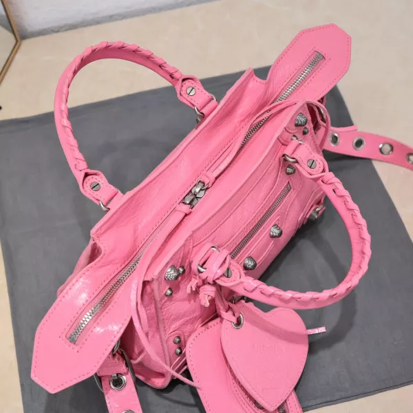 BALENCIAGA NEO CAGOLE XS HANDBAG 0117