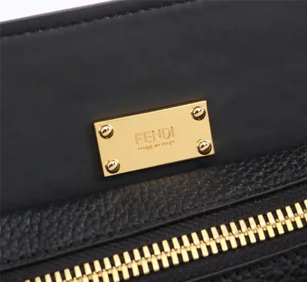 FENDI PEEKABOO TOTE-38-16-33cm 0126