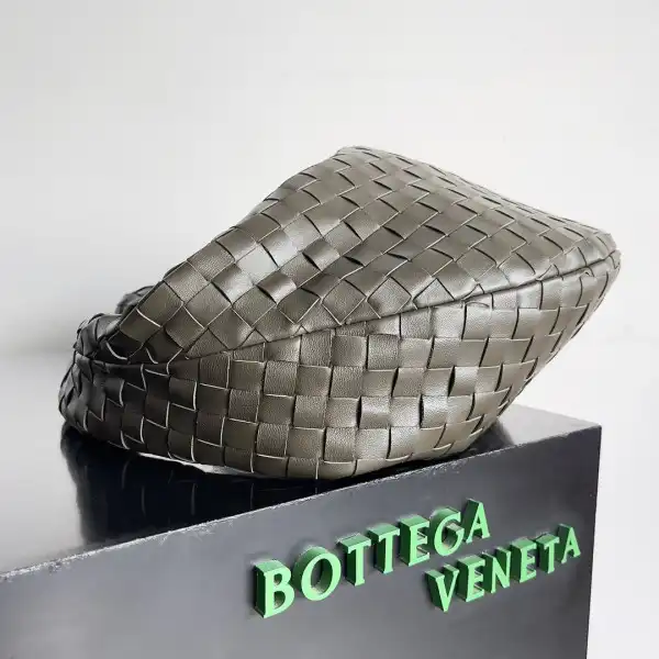 BOTTEGA VENETA Jodie-48*40*16cm 0127