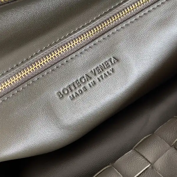 BOTTEGA VENETA Jodie-48*40*16cm 0127