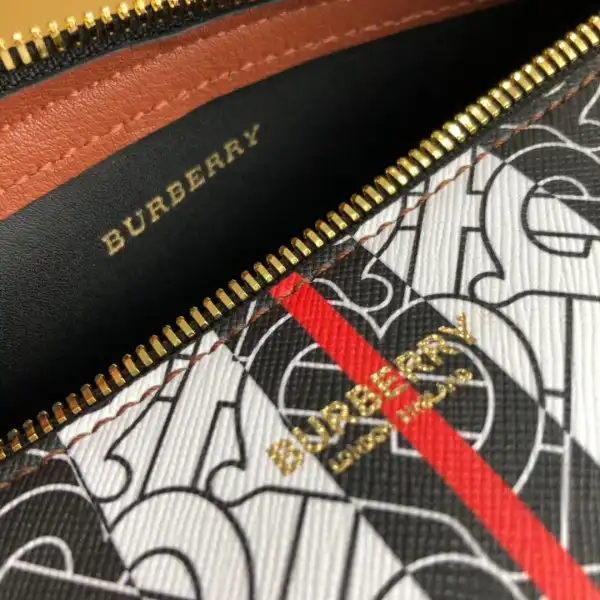 BURBERRY BARREL BAG 0129