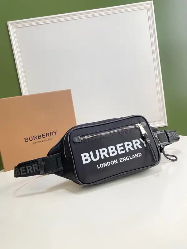 BURBERRY BUM BAG 0128