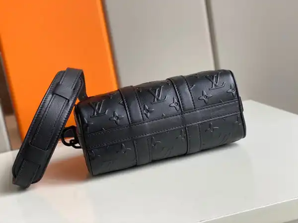 LOUIS VUITTON KEEPALL XS 0130