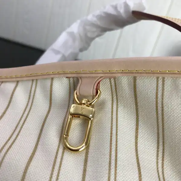 LOUIS VUITTON NEVERFULL PM 0125