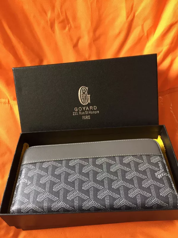 GOYARD ZIPPY WALLET 0118