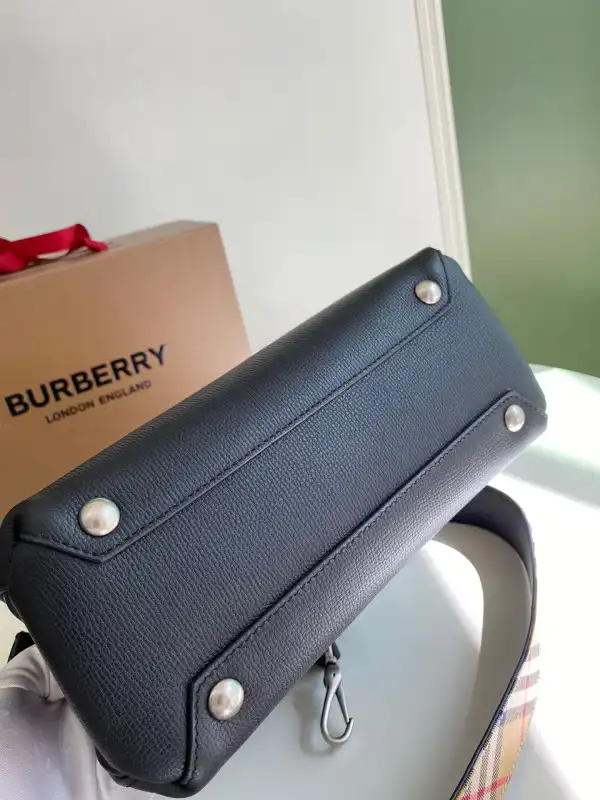 BURBERRY Check Bowling Bag-26*12*19CM 0129