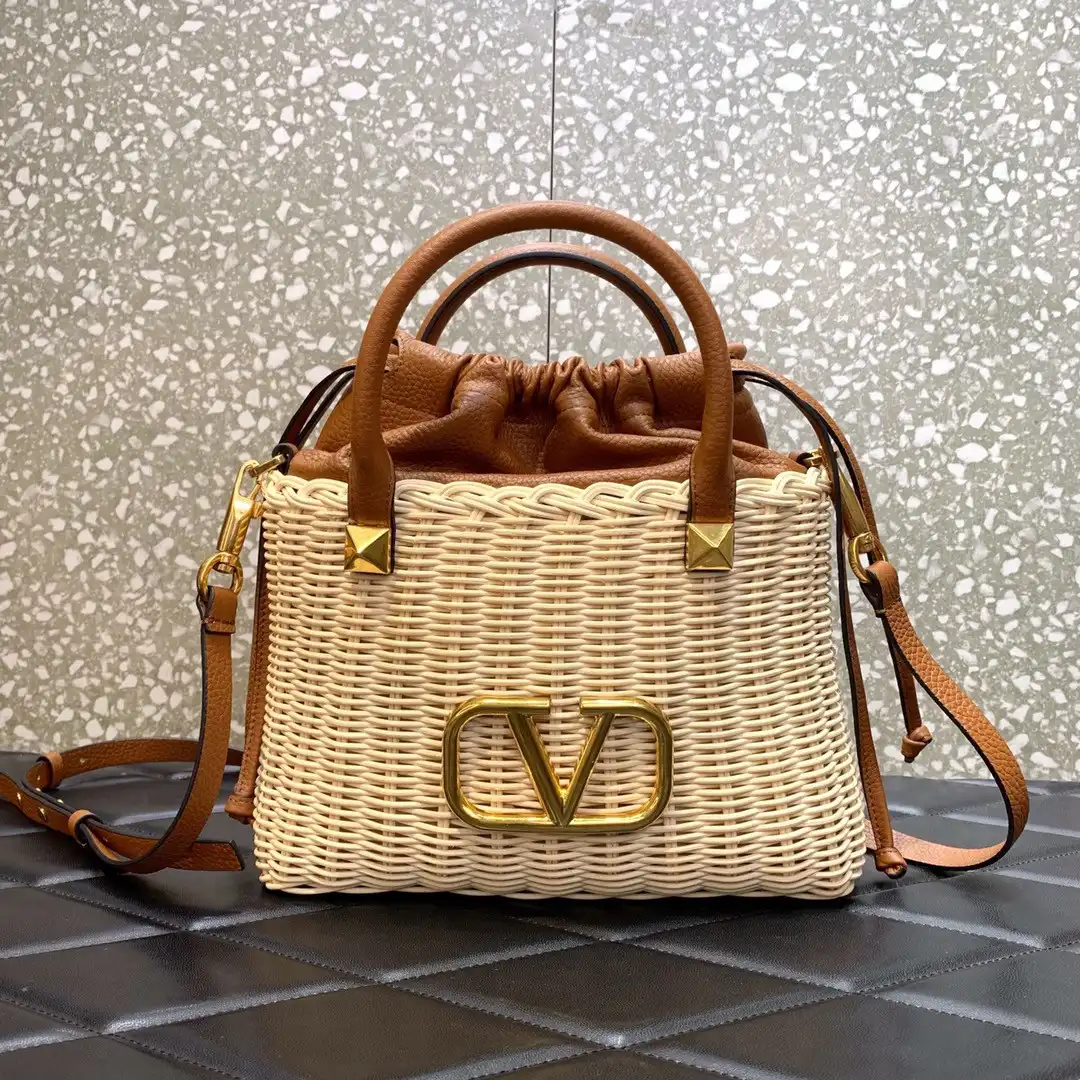 VALENTINO VLOGO SIGNATURE WICKER BUCKET BAG 0124