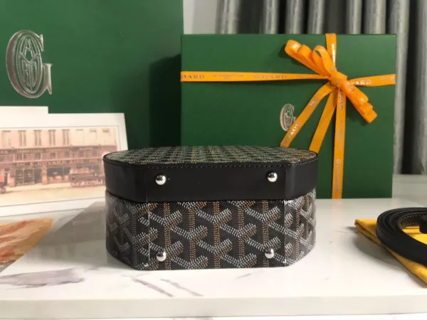 GOYARD The Alto Hatbox Trunk Bag 0115