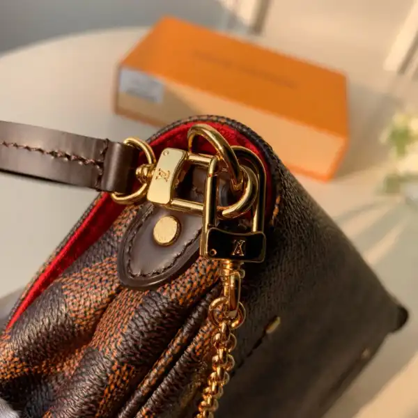 Louis Vuitton Favorite PM 0125