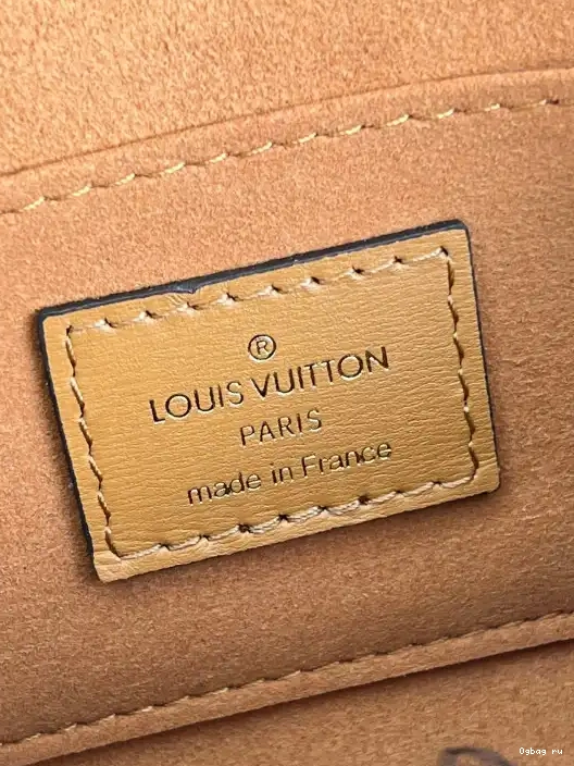 DAUPHINE MINI VUITTON LOUIS 0222