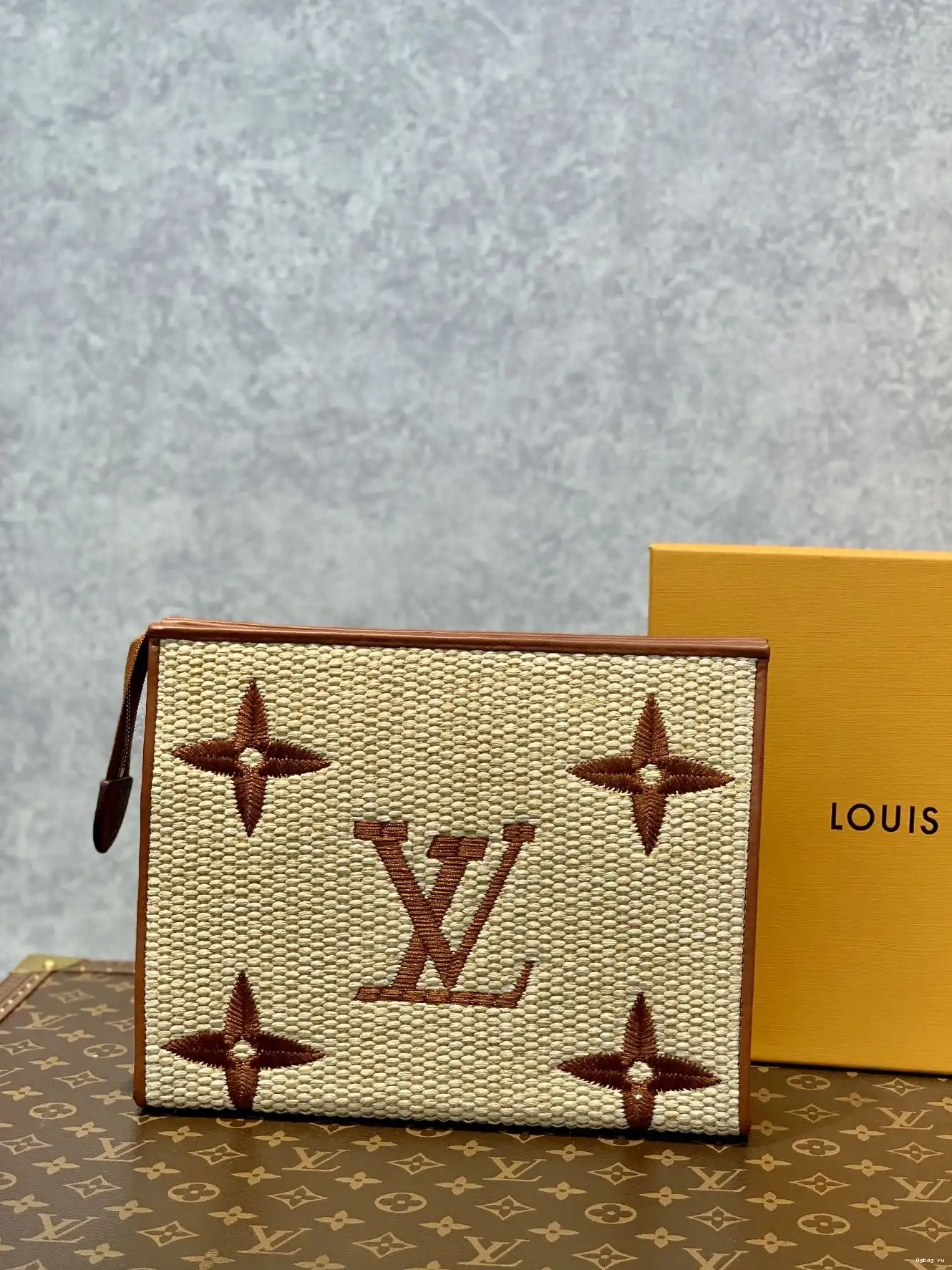 Pouch Toiletry Monogram LOUIS Raffia VUITTON 0212