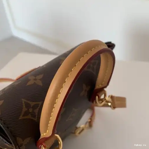 BB VUITTON MONTSOURIS LOUIS 0214