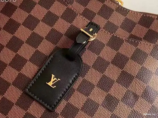 MM VUITTON LOUIS ODÉON 0219