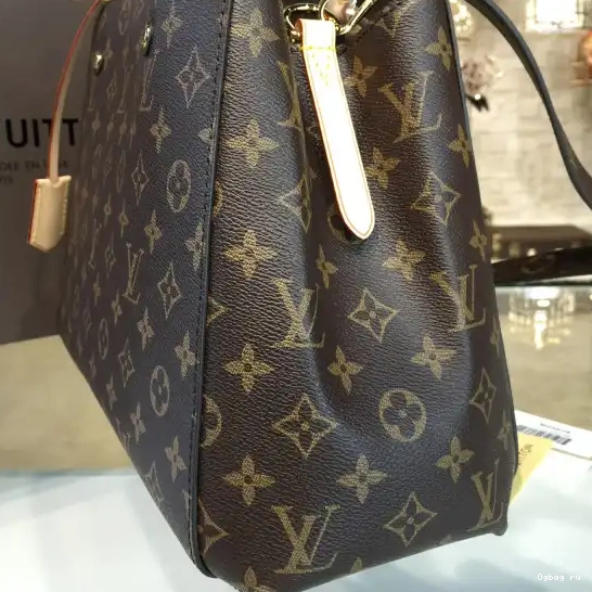 VUITTON LOUIS MONTAIGNE MM 0213