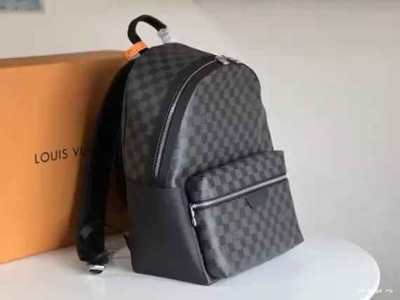 PM LOUIS VUITTON Discovery Backpack 0207