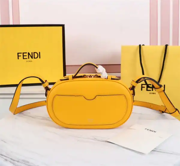 FENDI CAMERA BAG 0204