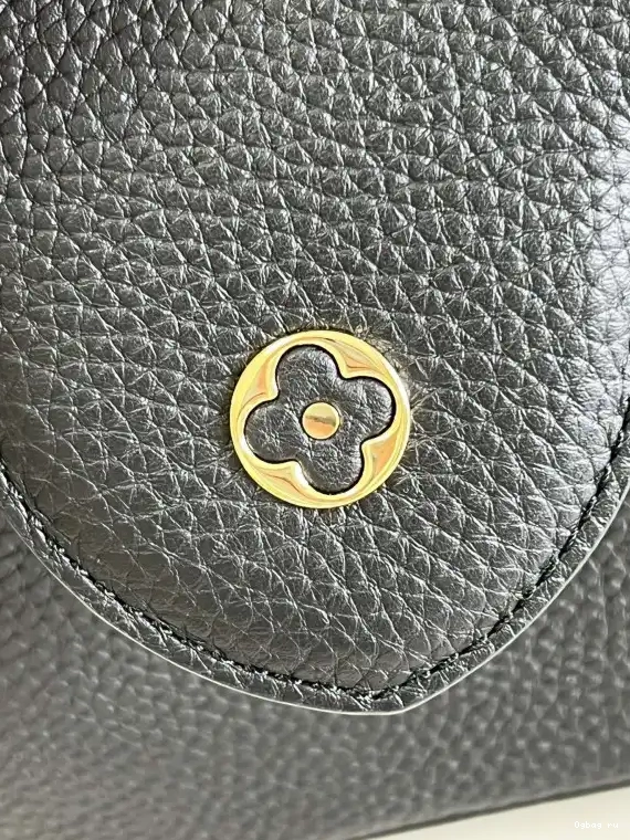 VUITTON BB CAPUCINES LOUIS 0218