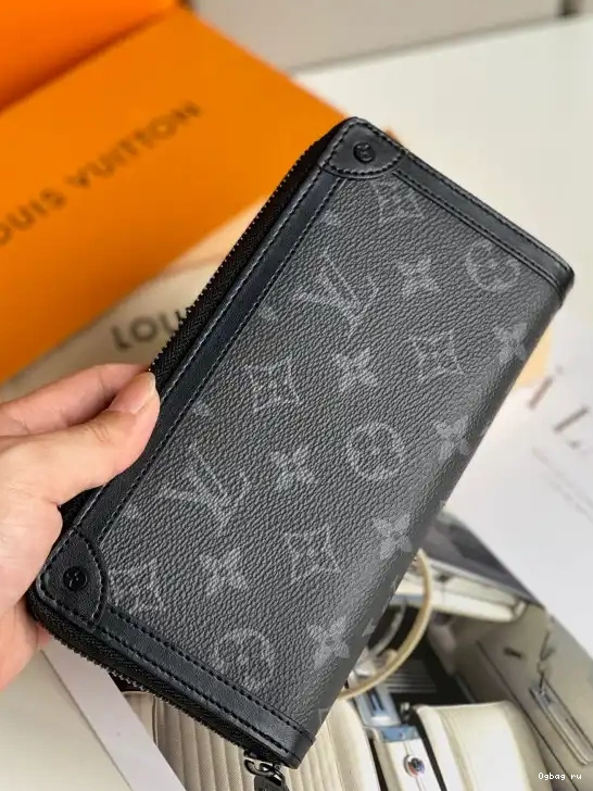 WALLET LOUIS VUITTON TRUNK ZIPPY 0223