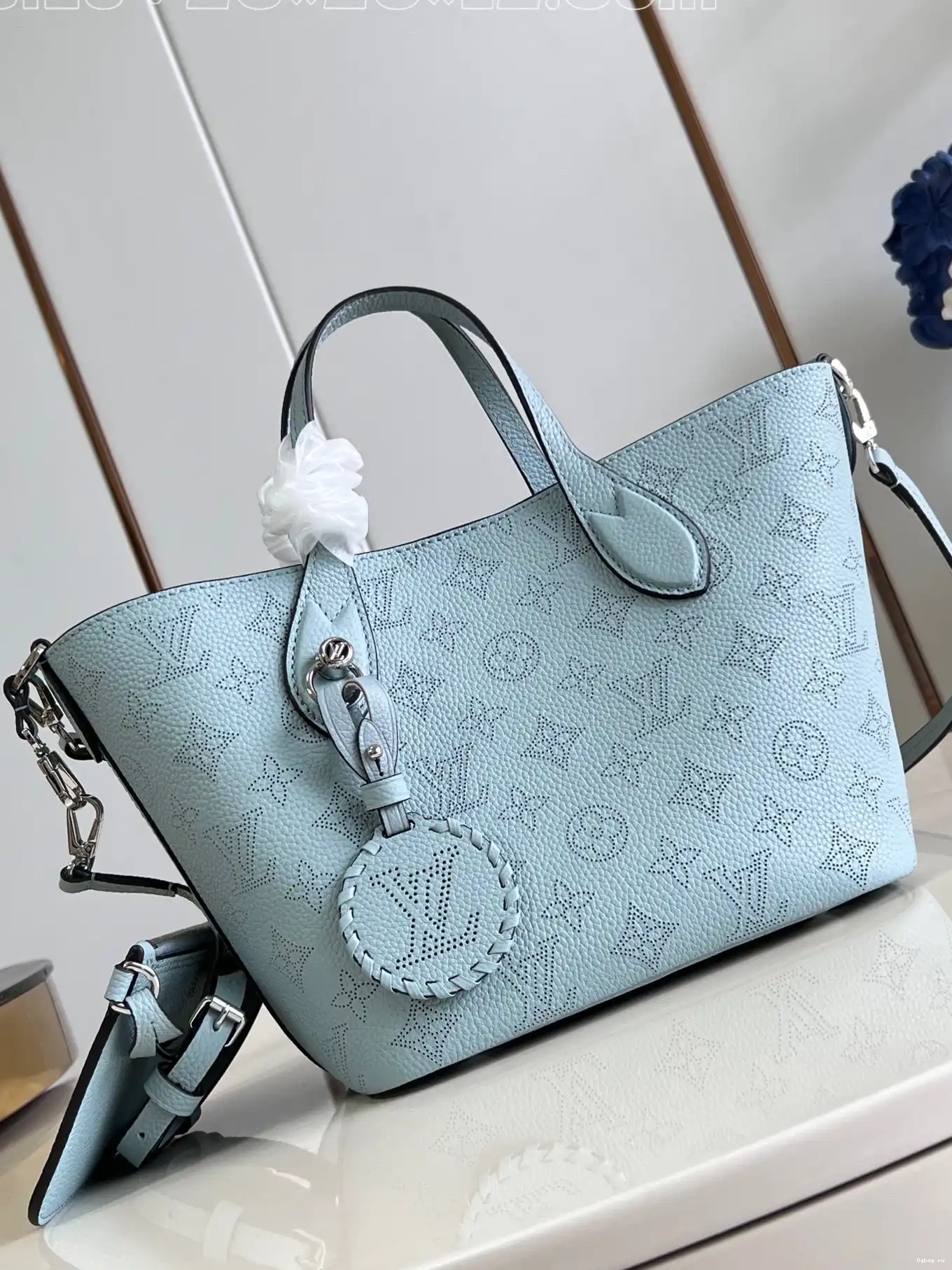 VUITTON BLOSSOM PM LOUIS 0215