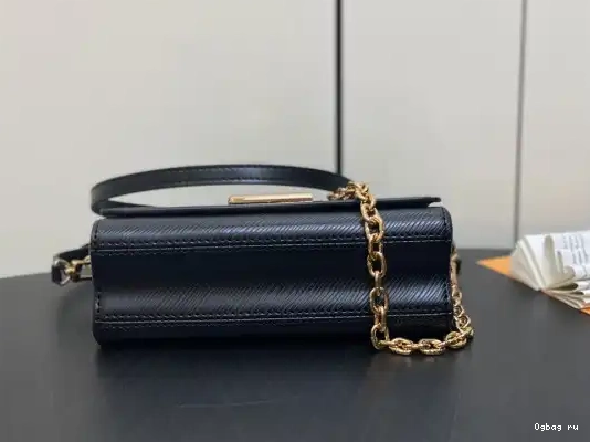 LOUIS VUITTON TWIST-19*10.5*6.5cm 0220