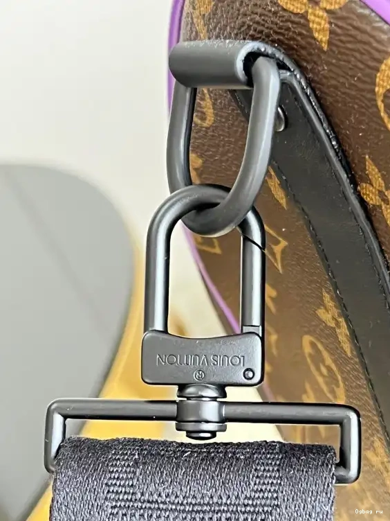 BANDOULIÈRE 50 LOUIS VUITTON KEEPALL 0222