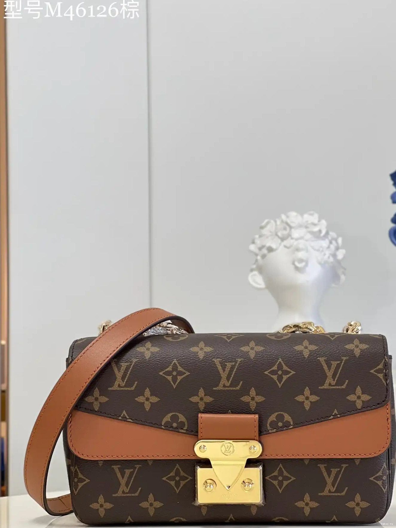 MARCEAU LOUIS VUITTON 0223