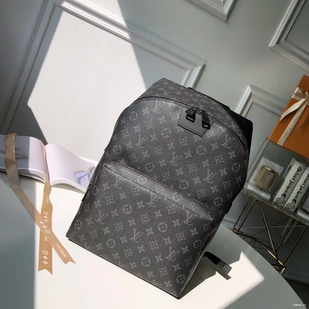 Vuitton Backpack Louis 0218