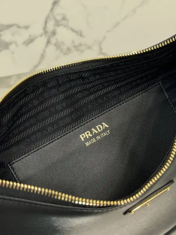 Prada Arqué leather shoulder bag-35*22.5*8cm 0202