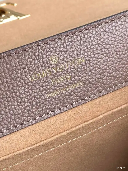 EVER BB VUITTON LOCKME LOUIS 0221