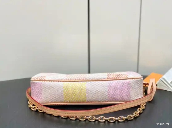 Pochette VUITTON Accessoires-23.5*13.5*4CM LOUIS 0217