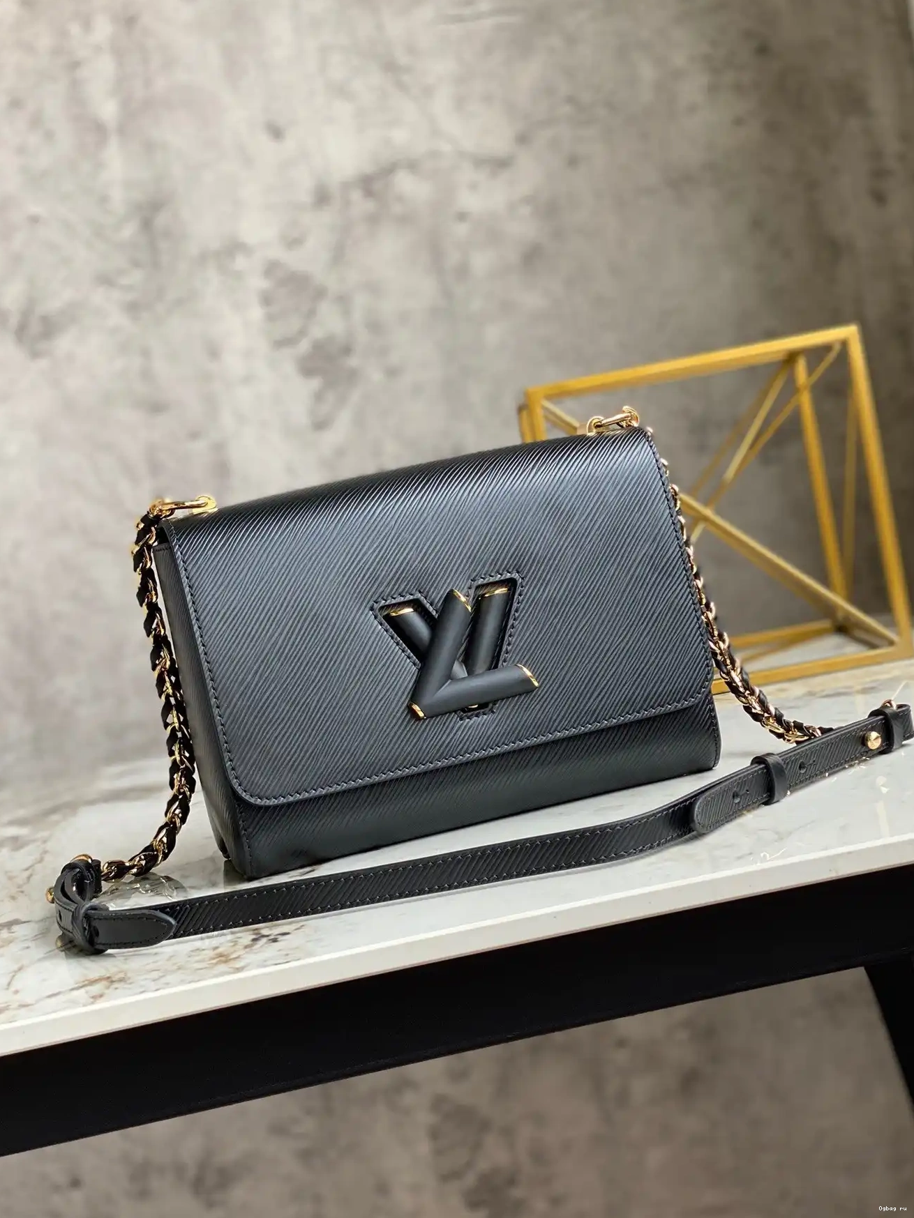 TWIST VUITTON LOUIS MM 0225