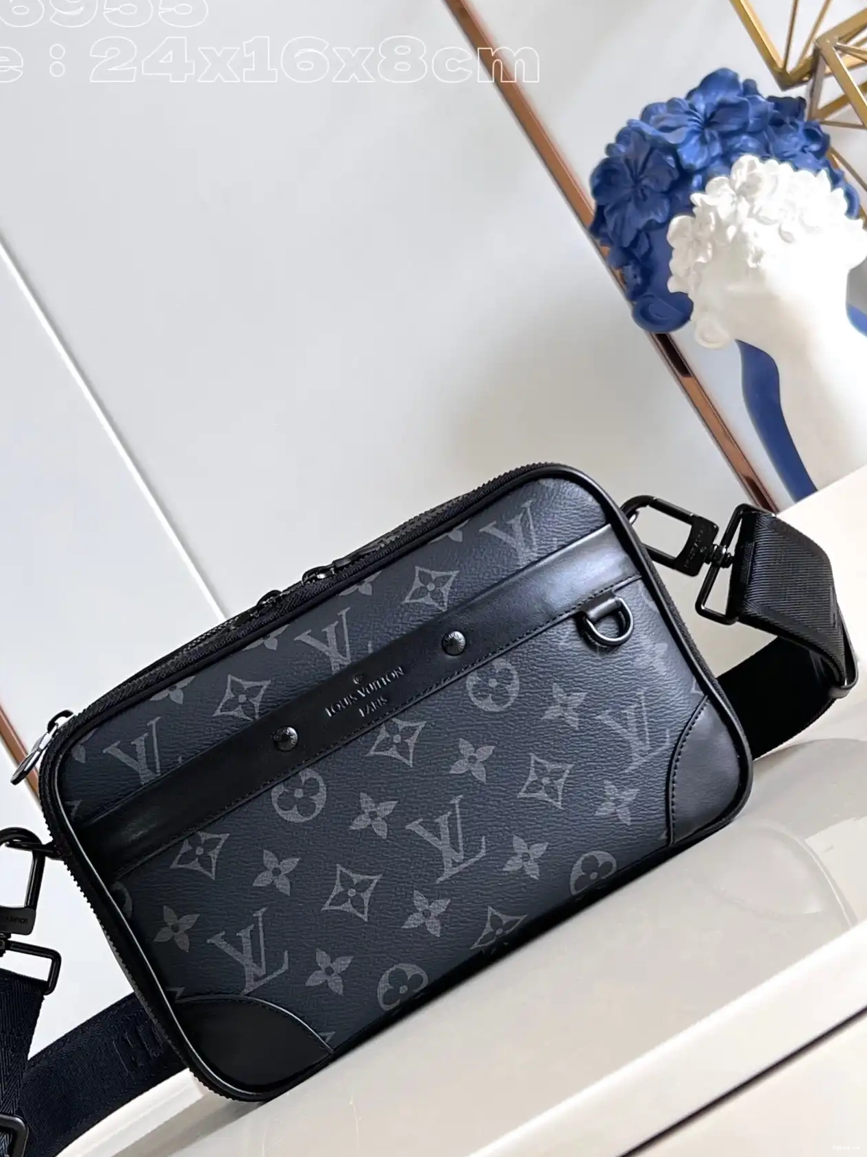 VUITTON Alpha-24*16*8 Nano cm LOUIS 0224