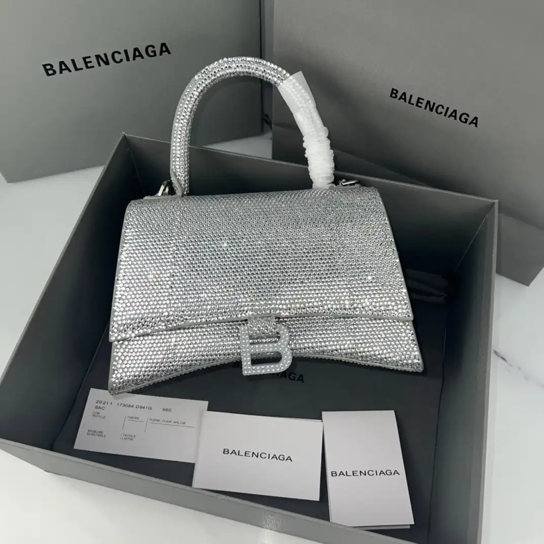 BALENCIAGA HOURGLASS 0201