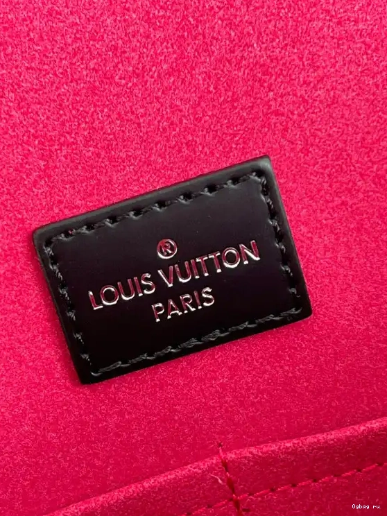 CLUNY VUITTON LOUIS BB 0222