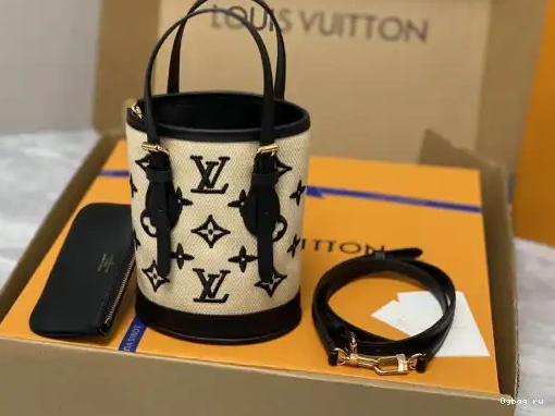 LOUIS NANO VUITTON BUCKET 0226