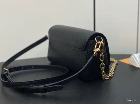 LOUIS VUITTON TWIST-19*10.5*6.5cm 0220