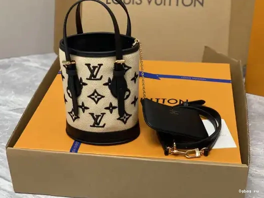 LOUIS NANO VUITTON BUCKET 0226