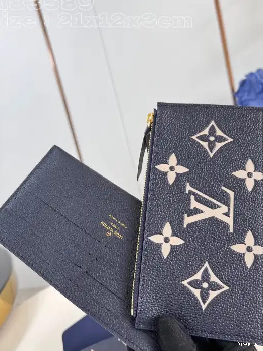 LOUIS POCHETTE FÉLICIE VUITTON 0218