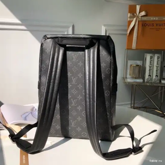 Vuitton Backpack Louis 0218