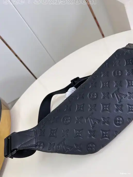 LOUIS VUITTON Bumbag-30*15*8CM Rush 0226