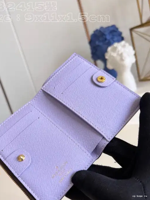 Vuitton Lisa Louis Wallet 0210