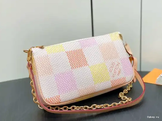 Pochette VUITTON Accessoires-23.5*13.5*4CM LOUIS 0217