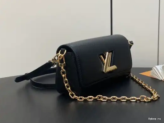 LOUIS VUITTON TWIST-19*10.5*6.5cm 0220