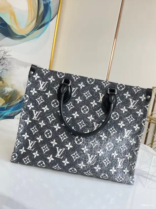 LOUIS MM ONTHEGO VUITTON 0227